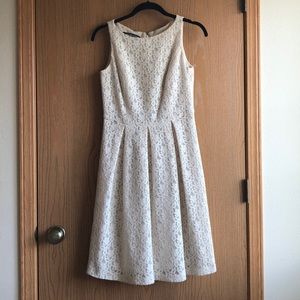 Jones Wear Lace dress
